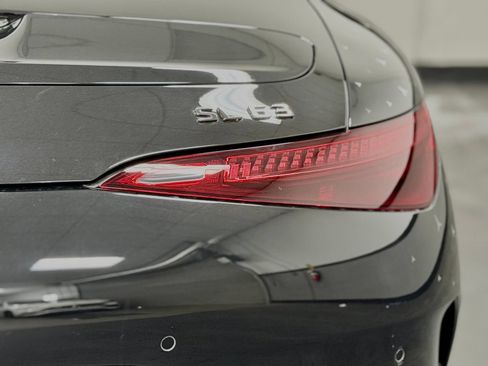 Used 2024 Mercedes-Benz SL 63 AMG 4MATIC image 14