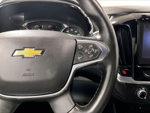 Used 2023 Chevrolet Traverse LT image 24