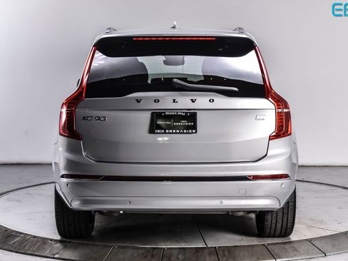 Used 2024 Volvo XC90 T8 Ultimate w/ Protection Package AWD/4WD image 5