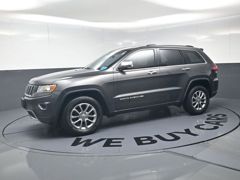 Used 2016 Jeep Grand Cherokee Limited w/ Trailer Tow Group IV AWD/4WD image 12