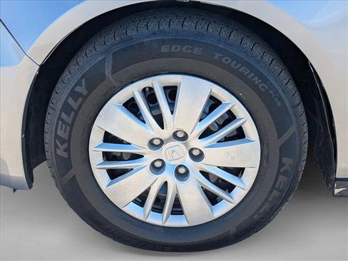 Used 2016 Honda Odyssey LX image 23