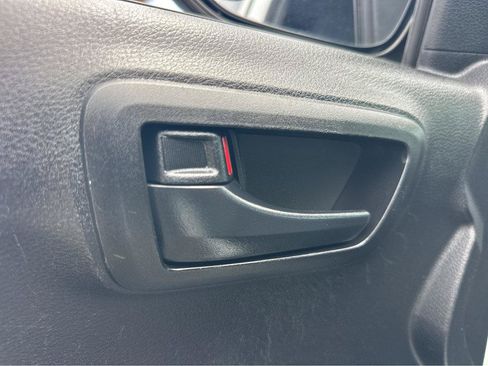 Used 2021 Toyota Tacoma SR RWD image 33