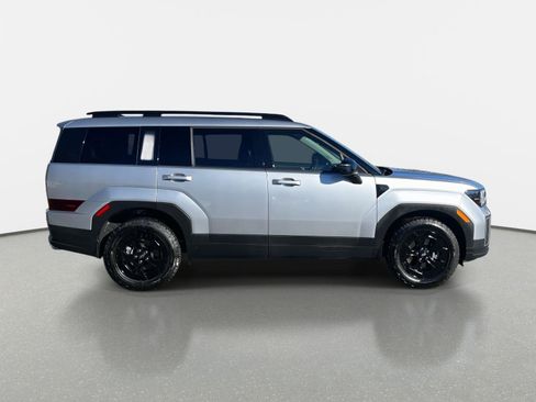 Used 2025 Hyundai Santa Fe XRT image 4