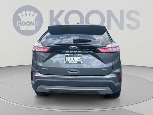 Certified 2022 Ford Edge SEL w/ Convenience Package AWD/4WD image 10