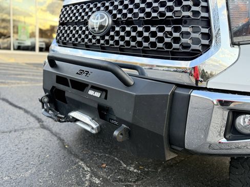 Used 2018 Toyota Tundra SR5 image 16