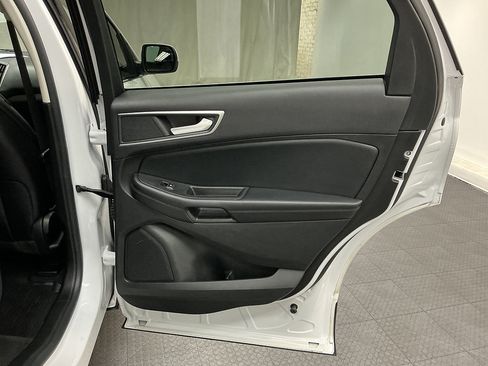 Used 2024 Ford Edge SEL w/ Convenience Package AWD/4WD image 31