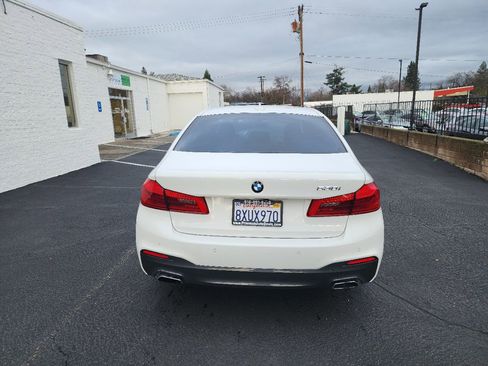 Used 2018 BMW 530i image 4