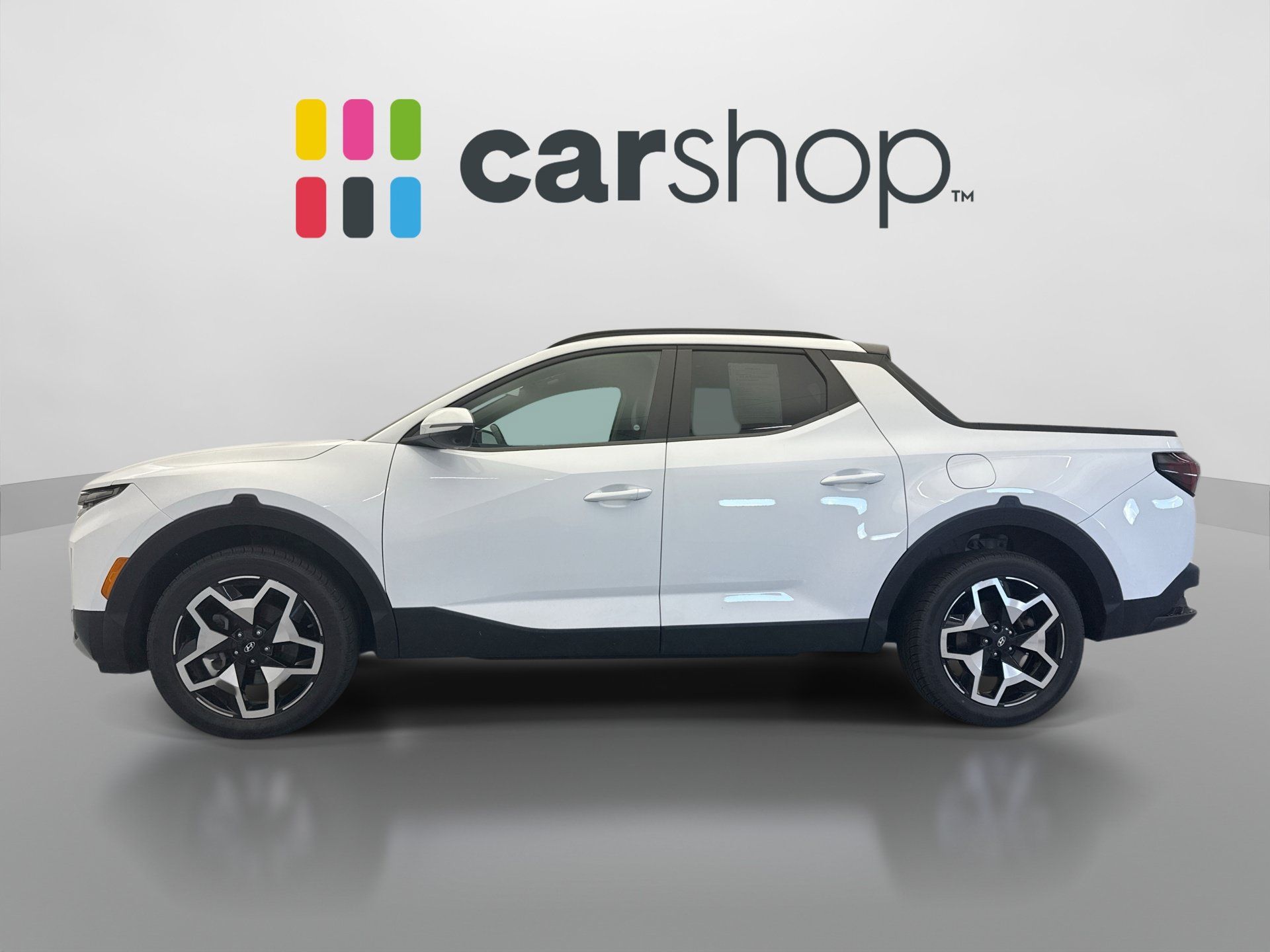 Used 2022 Hyundai Santa Cruz Limited w/ Cargo Package AWD/4WD image 2