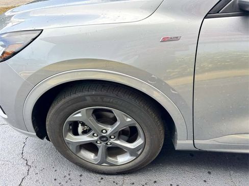 Used 2024 Ford Escape ST-Line image 11