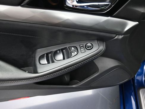 Used 2021 Nissan Maxima 3.5 SV w/ Floor Mat Group image 11