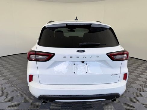 Used 2023 Ford Escape ST-Line image 4