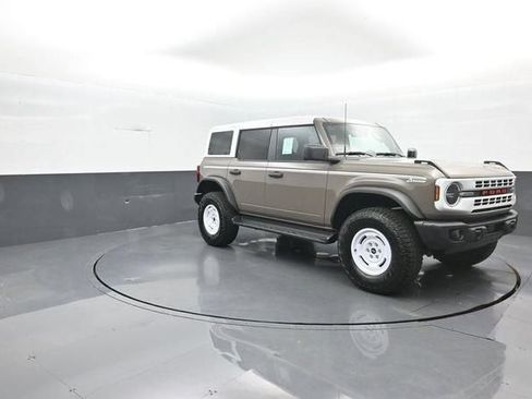 New 2026 Ford Bronco Heritage Edition AWD/4WD image 2