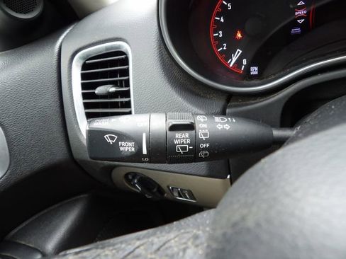 Used 2019 Dodge Durango SXT AWD/4WD image 19