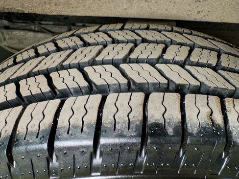 Used 2022 Ford E-Transit 148 High Roof Extended w/ Load Area Protection Package image 33