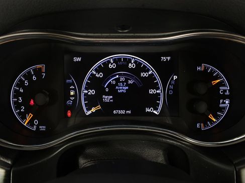 Used 2021 Jeep Grand Cherokee Freedom Edition AWD/4WD image 11