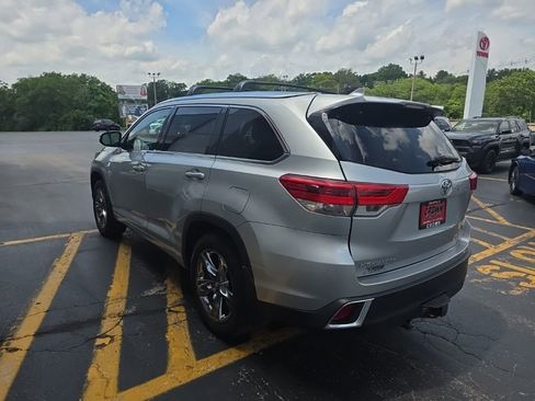 Used 2019 Toyota Highlander Limited Platinum AWD/4WD image 7