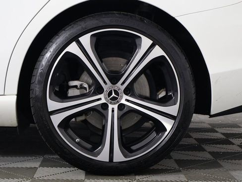 Used 2025 Mercedes-Benz C 300 Sedan image 16