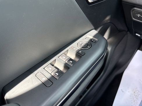 Used 2025 Kia K4 FWD image 16