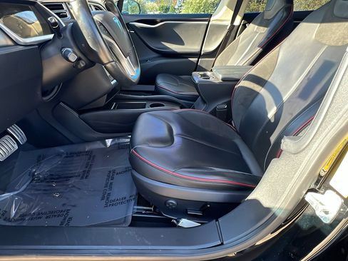 Used 2013 Tesla Model S Performance image 16