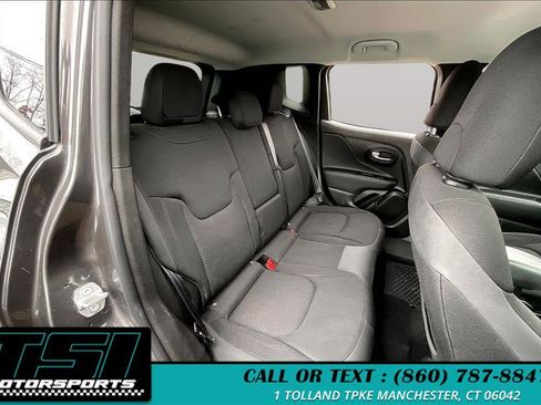 Used 2020 Jeep Renegade Altitude AWD/4WD image 25