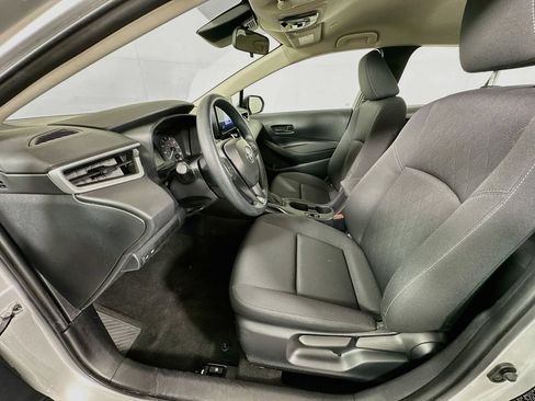 Used 2024 Toyota Corolla LE FWD image 20