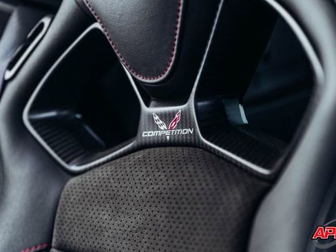 Used 2017 Chevrolet Corvette Stingray Coupe RWD image 24