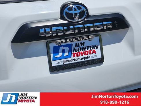 Used 2024 Toyota 4Runner TRD Off-Road Premium w/ Moonroof Package AWD/4WD image 12