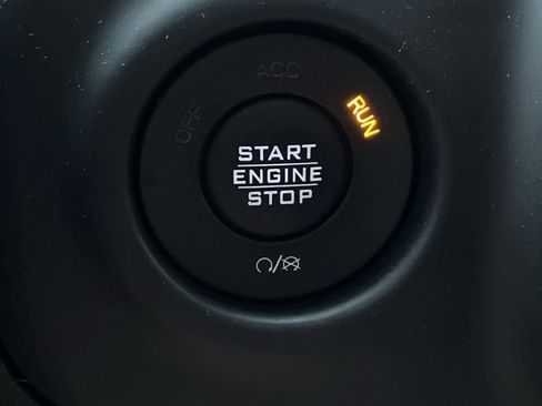 Used 2019 Jeep Wrangler Unlimited Sport S image 9