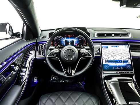 New 2026 Mercedes-Benz S 580 4MATIC Sedan image 4