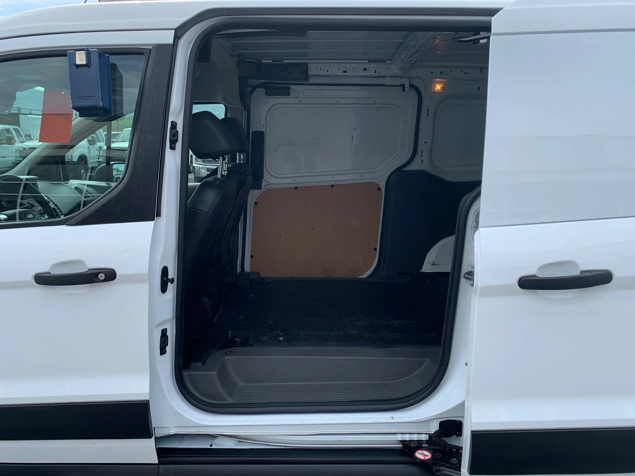 Used 2021 Ford Transit Connect XL FWD image 23