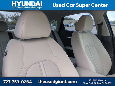 Used 2024 Hyundai Sonata SEL w/ Convenience Package FWD image 6