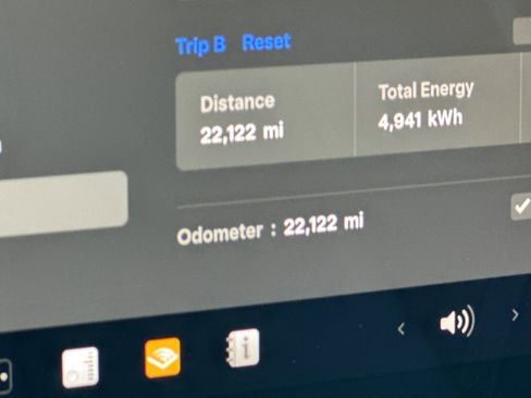 Used 2021 Tesla Model 3 Standard Range Plus image 23