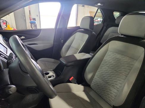 Used 2017 Chevrolet Equinox LT w/ Midnight Edition FWD image 8