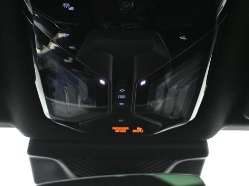 Certified 2025 BMW X3 xDrive30i w/ Premium Package image 21