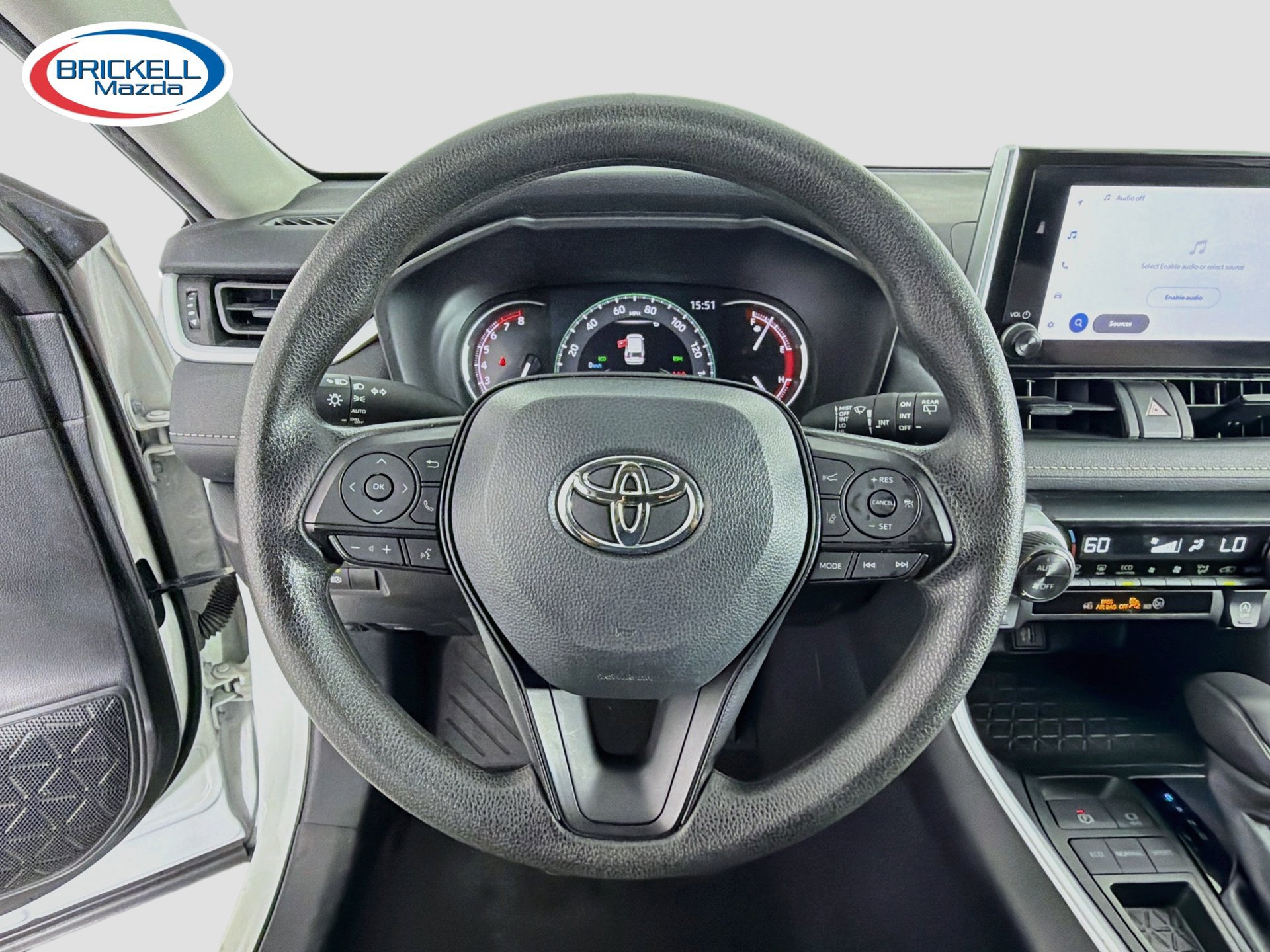 Used 2025 Toyota RAV4 XLE FWD image 35