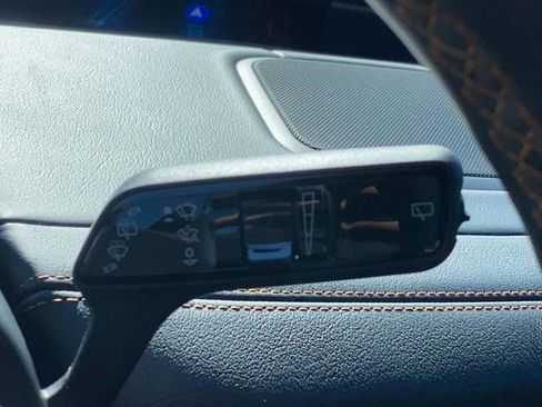 New 2026 Lincoln Navigator L Black Label AWD/4WD image 19