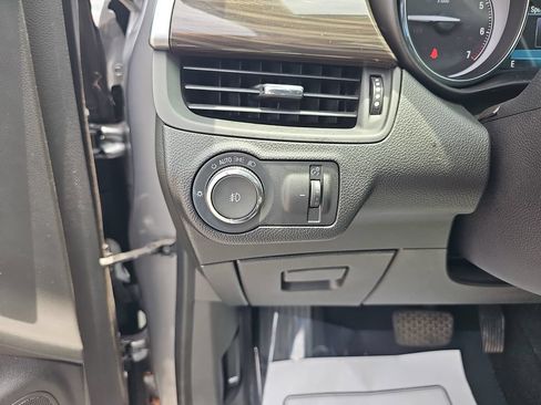 Used 2020 Buick Envision Preferred AWD/4WD image 35