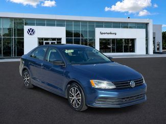 Used 2016 Volkswagen Jetta SE FWD video 1