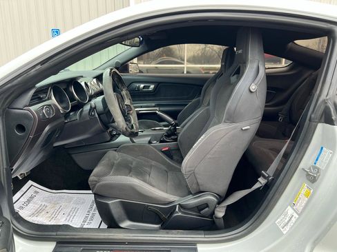 Used 2017 Ford Mustang Shelby GT350 w/ Electronics Package image 11