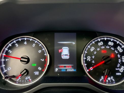 Used 2022 Toyota RAV4 XLE image 13