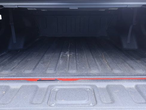 Used 2020 Jeep Gladiator Overland AWD/4WD image 15
