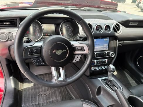 Used 2019 Ford Mustang GT Premium w/ GT Performance Package RWD image 12