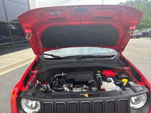 Used 2023 Jeep Renegade Trailhawk AWD/4WD image 23