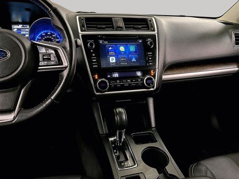 Used 2018 Subaru Outback 2.5i Limited image 7