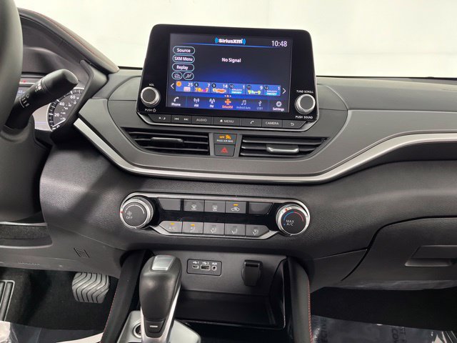 Used 2025 Nissan Altima 2.5 SR FWD image 26