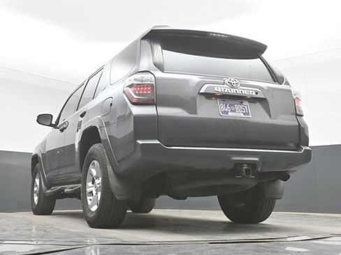 Used 2018 Toyota 4Runner SR5 Premium AWD/4WD image 33