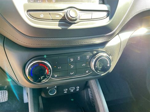 Used 2023 Chevrolet TrailBlazer LT image 15