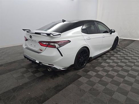 Used 2022 Toyota Camry TRD FWD image 4