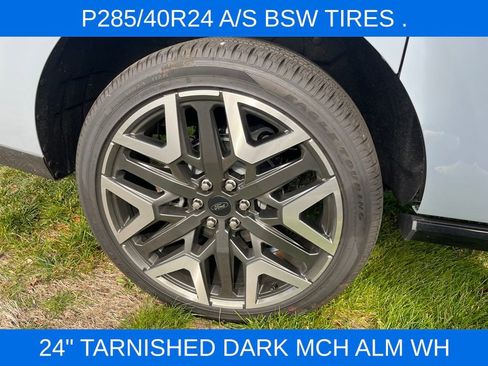 New 2025 Ford Expedition Max Platinum w/ Platinum Ultimate Package image 27