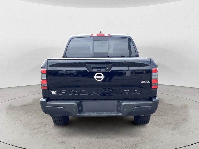 Used 2025 Nissan Frontier S w/ S Utility Package AWD/4WD image 4